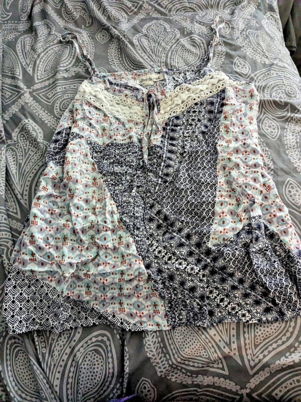 Olive & Oak Printed Lace-Trim Camisole in Blue & White Size Medium Like
